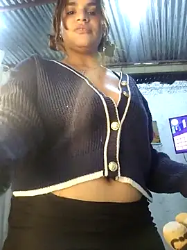 Snapshot of SexyFriends_ chatting on January 7, 1:43 am SexyFriends online show from January 7, 1:43 am