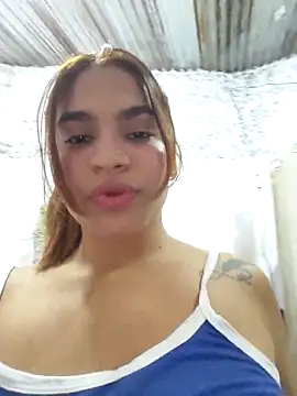 Snapshot of SexyFriends_ chatting on February 22, 10:11 pm SexyFriends online show from February 22, 10:11 pm