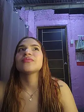SexyFriends  online show from May 14, 11:35 pm