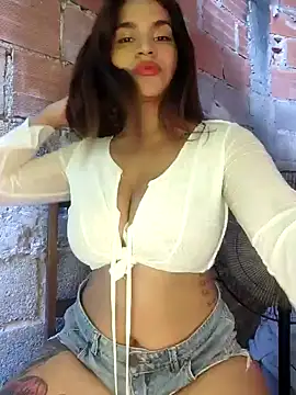 Snapshot of SexyFriends_ chatting on December 22, 9:20 pm SexyFriends online show from December 22, 9:20 pm