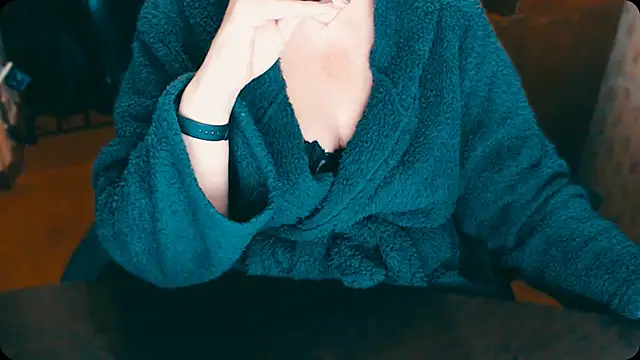 Snapshot of AlisaHot55 chatting on November 28, 1:55 pm AlisaHot55 online show from November 28, 1:55 pm