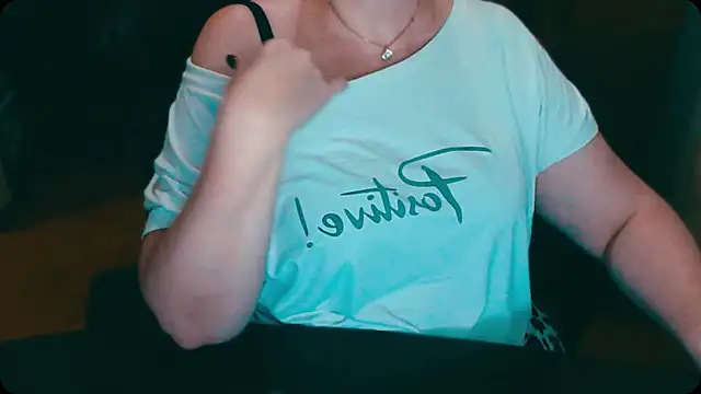 Snapshot of AlisaHot55 chatting on October 27, 3:02 pm AlisaHot55 online show from October 27, 3:02 pm