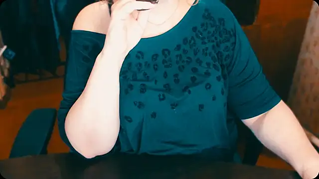 Snapshot of AlisaHot55 chatting on November 12, 11:14 am AlisaHot55 online show from November 12, 11:14 am