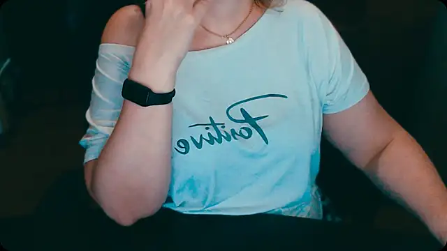 Snapshot of AlisaHot55 chatting on November 21, 12:04 pm AlisaHot55 online show from November 21, 12:04 pm