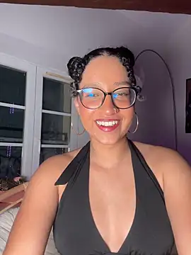 Lauyako online show from April 8, 7:37 pm