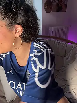 Snapshot of Lauyako chatting on May 30, 3:50 pm Lauyako online show from May 30, 3:50 pm