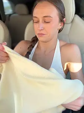 lunagirl13 online show from April 11, 12:07 am