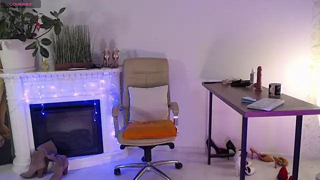 Snapshot of squirtymilf chatting on February 22, 3:47 pm squirtymilf online show from February 22, 3:47 pm