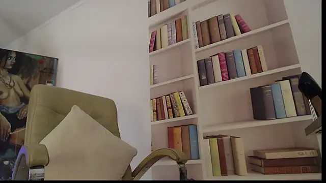 squirtymilf online show from March 19, 6:08 pm