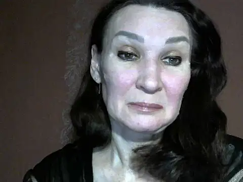 PrettyAndWild online show from March 6, 5:11 pm