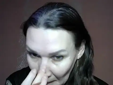 PrettyAndWild online show from February 23, 9:44 am