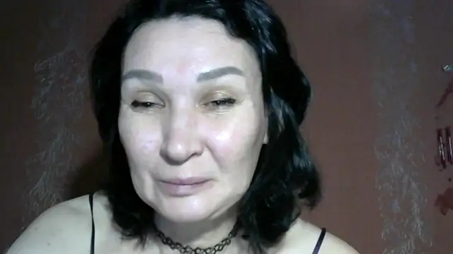 PrettyAndWild online show from October 30, 3:31 pm