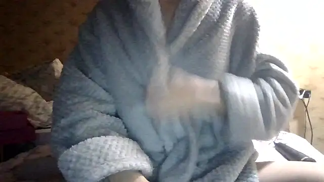 fabiolagg online show from December 4, 8:35 am