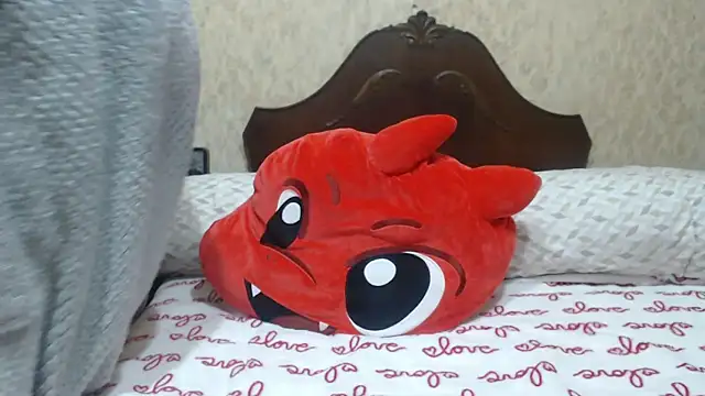 fabiolagg online show from March 29, 8:05 am