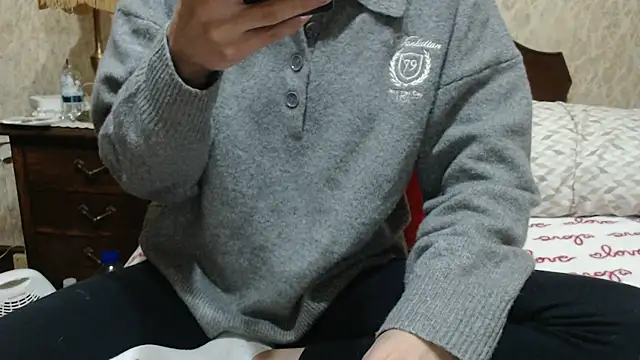 fabiolagg online show from April 15, 6:19 am