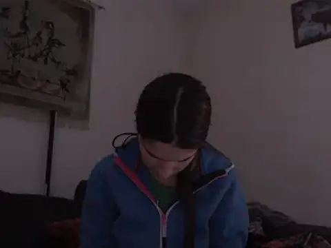 Snapshot of Geile-Luna chatting on October 26, 2:28 pm Geile-Luna online show from October 26, 2:28 pm