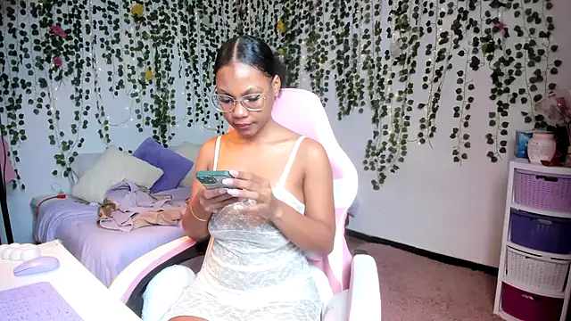 violeta milleer online show from September 16, 3:02 pm
