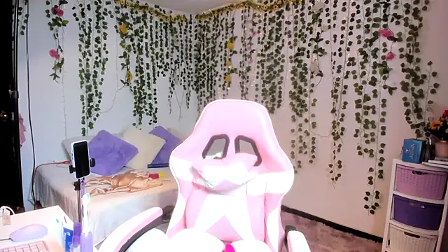 violeta milleer online show from March 15, 6:26 pm