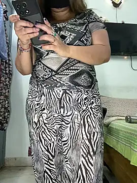 Preet Kaur 69 online show from May 24, 5:24 pm