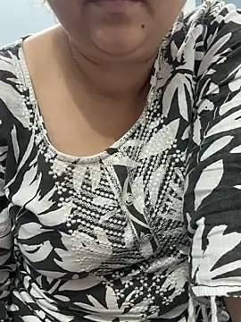 Preet Kaur 69 online show from May 1, 6:35 pm