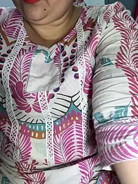 Preet Kaur 69 online show from April 10, 6:59 pm