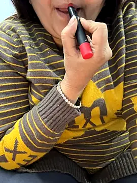 Snapshot of Preet_Kaur_69 chatting on December 14, 5:51 pm Preet Kaur 69 online show from December 14, 5:51 pm