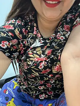 Snapshot of Preet_Kaur_69 chatting on November 21, 5:23 pm Preet Kaur 69 online show from November 21, 5:23 pm