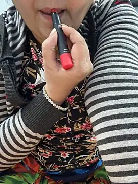 Snapshot of Preet_Kaur_69 chatting on December 17, 6:24 pm Preet Kaur 69 online show from December 17, 6:24 pm