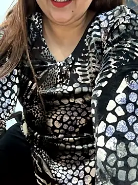 Preet Kaur 69 online show from January 16, 10:30 am