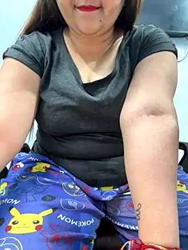 Snapshot of Preet_Kaur_69 chatting on November 27, 6:08 pm Preet Kaur 69 online show from November 27, 6:08 pm