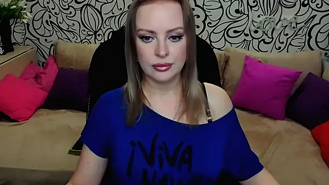 Hotdreamhere online show from May 11, 10:16 am