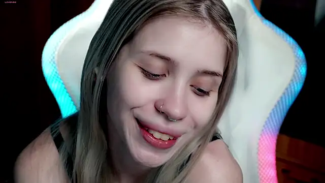 ho1yho1e online show from November 16, 6:56 pm