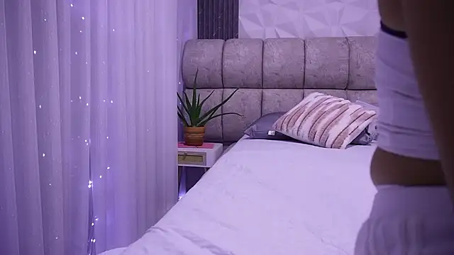 katy rioss online show from February 7, 11:51 am