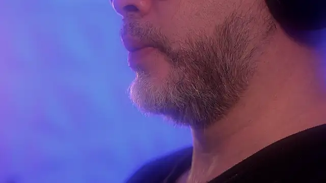 Sanders White online show from October 31, 2:24 pm