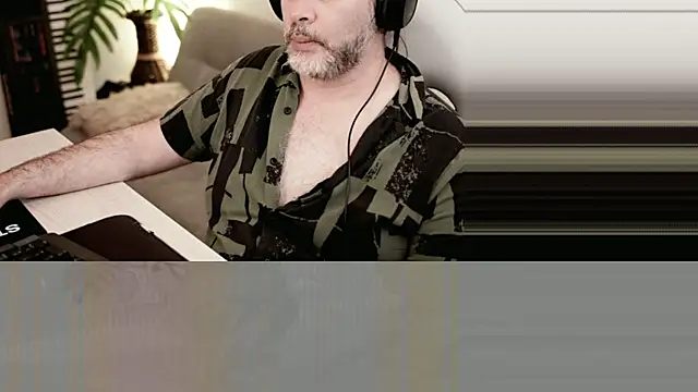 Sanders White online show from January 28, 4:30 pm