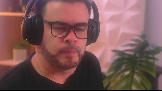 Sanders White online show from January 11, 1:40 pm