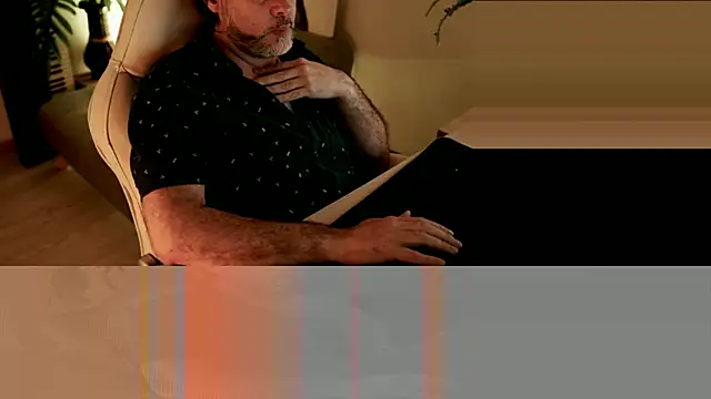 Sanders White online show from December 12, 3:10 am