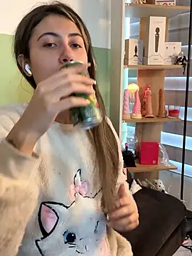 lilly sweett online show from January 10, 8:04 pm