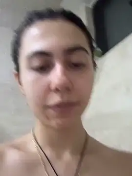 lilly sweett online show from June 20, 12:37 am