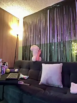 lilly sweett online show from March 2, 11:11 pm