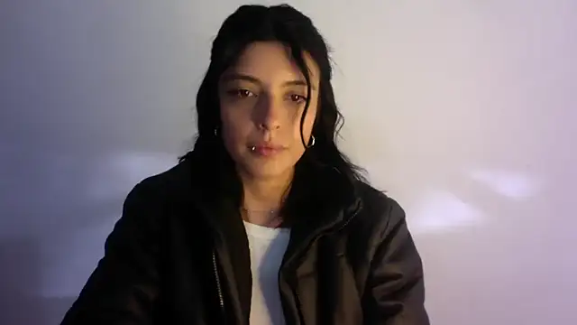 Snapshot of AneeSmith chatting on December 20, 6:35 pm AneeSmith online show from December 20, 6:35 pm