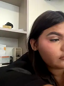 Lia sexx online show from November 15, 8:02 pm