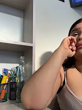 Lia sexx online show from May 12, 12:11 pm