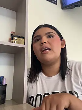 Lia sexx online show from March 26, 6:39 pm