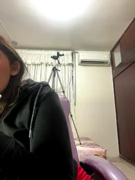 Snapshot of Lia_sexx chatting on October 8, 7:03 pm Lia sexx online show from October 8, 7:03 pm