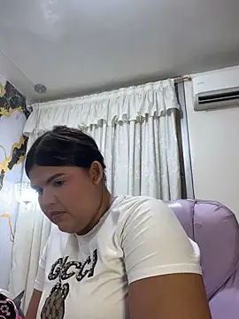 Snapshot of Lia_sexx chatting on September 24, 6:14 pm Lia sexx online show from September 24, 6:14 pm