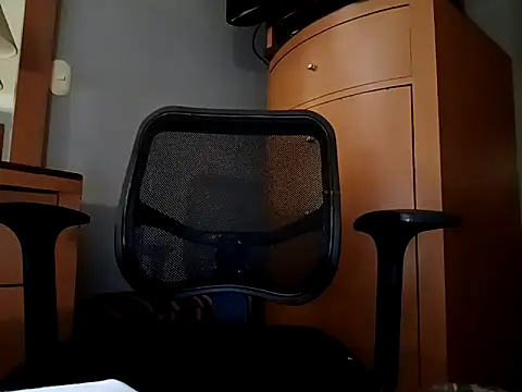 Snapshot of Latinopervs chatting on March 10, 8:17 am Latinopervs online show from March 10, 8:17 am