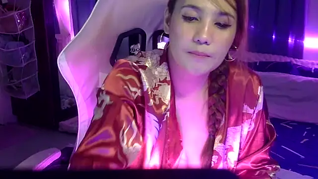 yourbabe Brielle online show from October 22, 2:05 pm