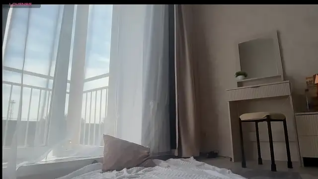 Butterfly-  online show from September 17, 6:26 am