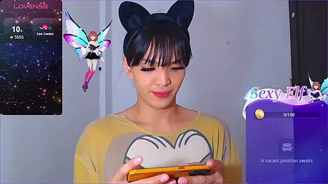 Snapshot of WONDERWOMAN2023 chatting on July 14, 1:38 am WONDERWOMAN2023 online show from July 14, 1:38 am